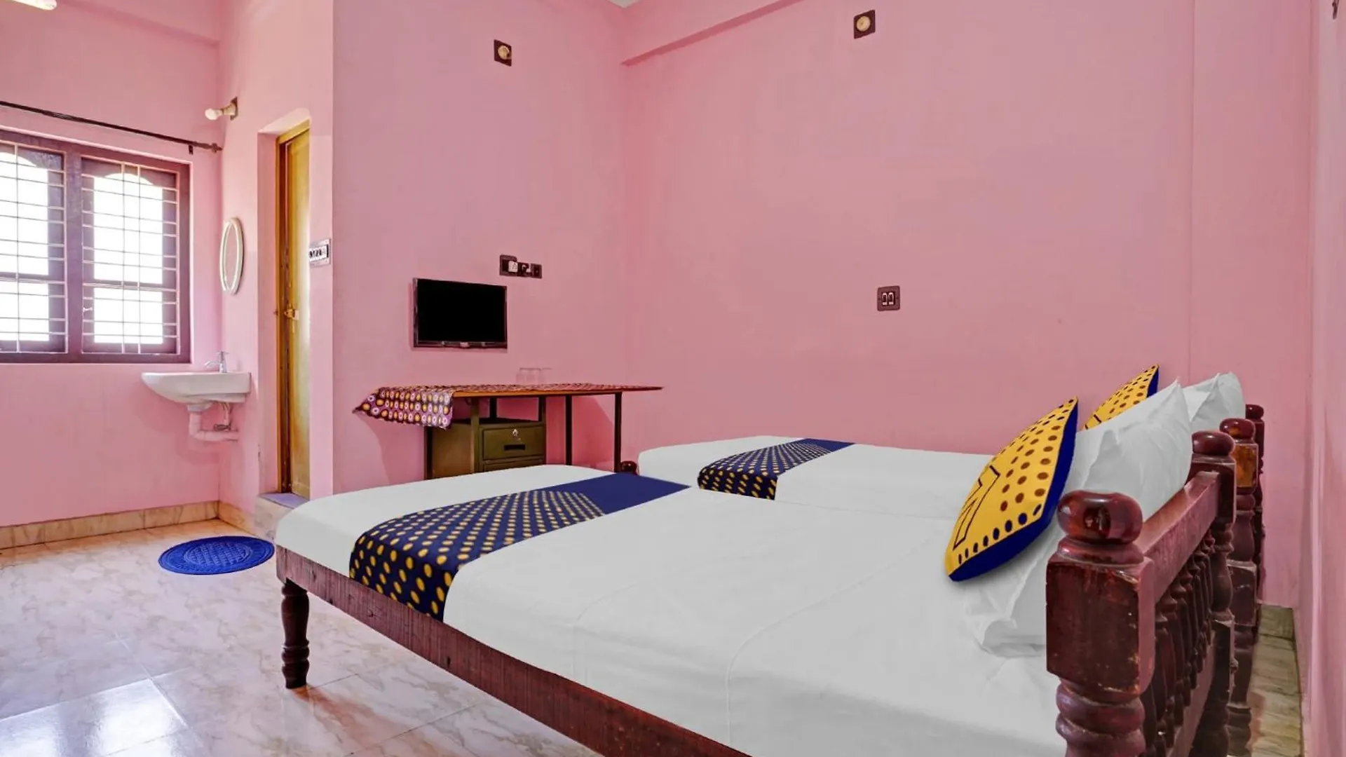 ***  Hotel O Ss Residency Punalur India